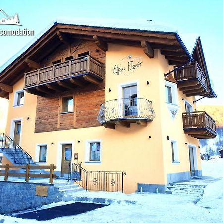 Alpen Flower By Livigno Accomodation Екстер'єр фото